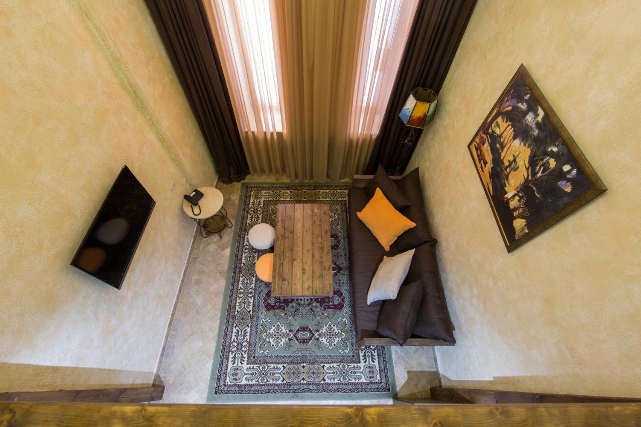 Caucasus Hotel Kasagh Exterior foto A living room in a typical apartment