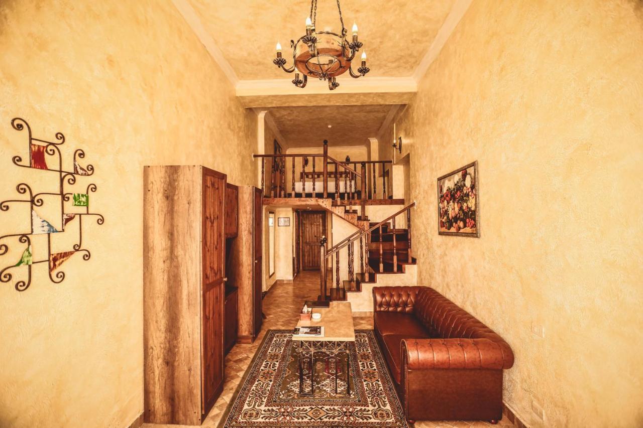 Caucasus Hotel Kasagh Exterior foto Interior of the hotel