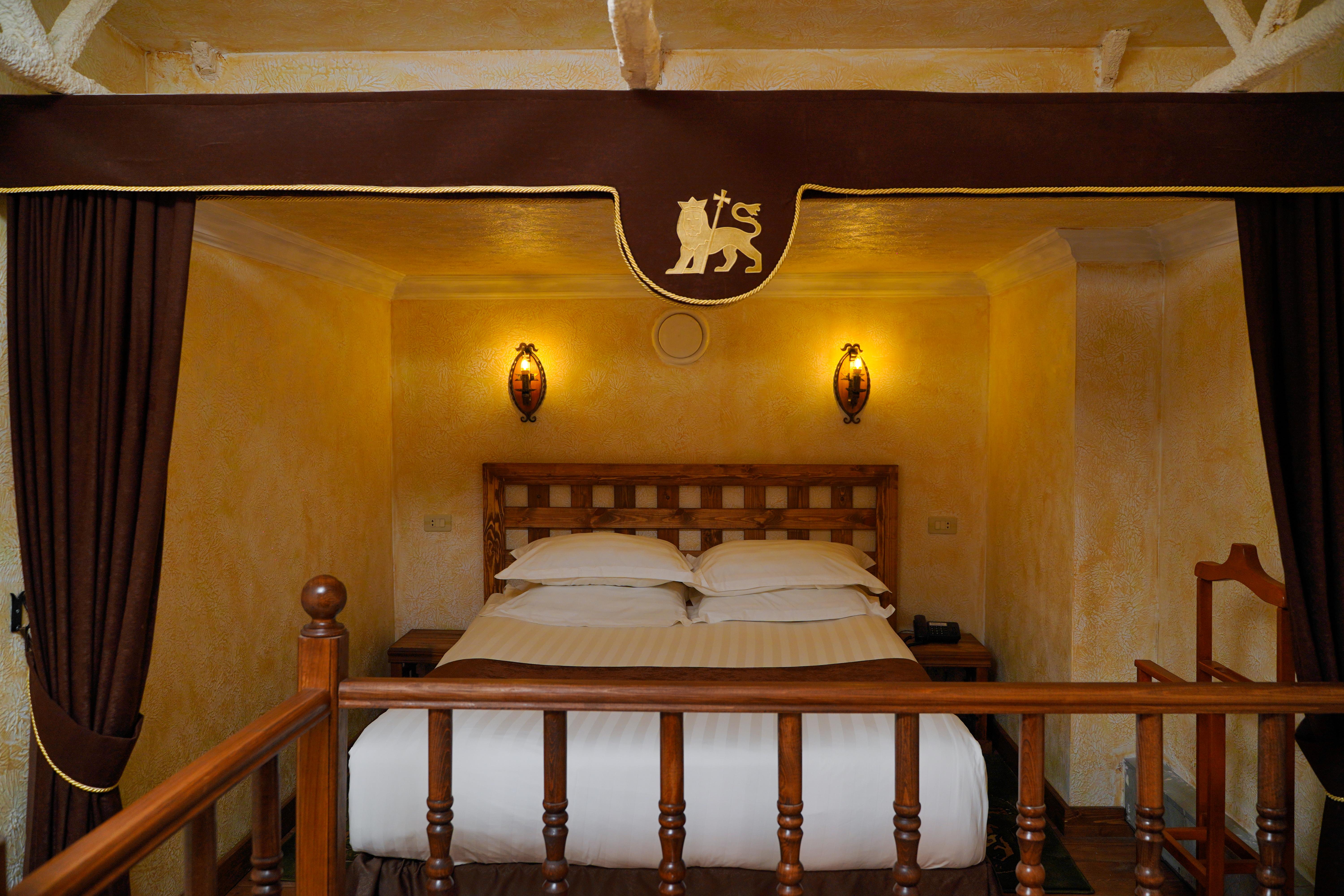 Caucasus Hotel Kasagh Exterior foto A room at the hotel