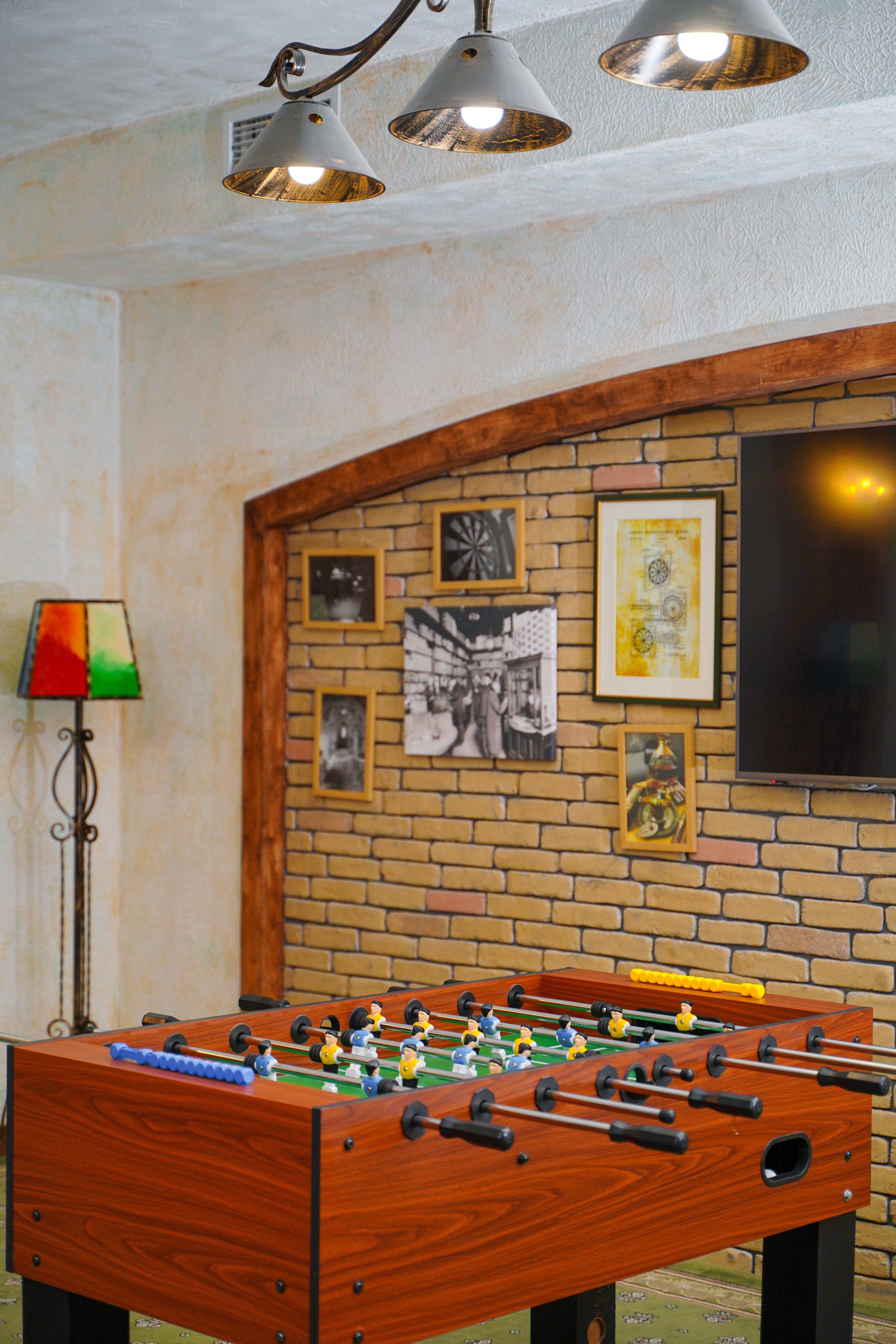 Caucasus Hotel Kasagh Exterior foto A brick wall in a home