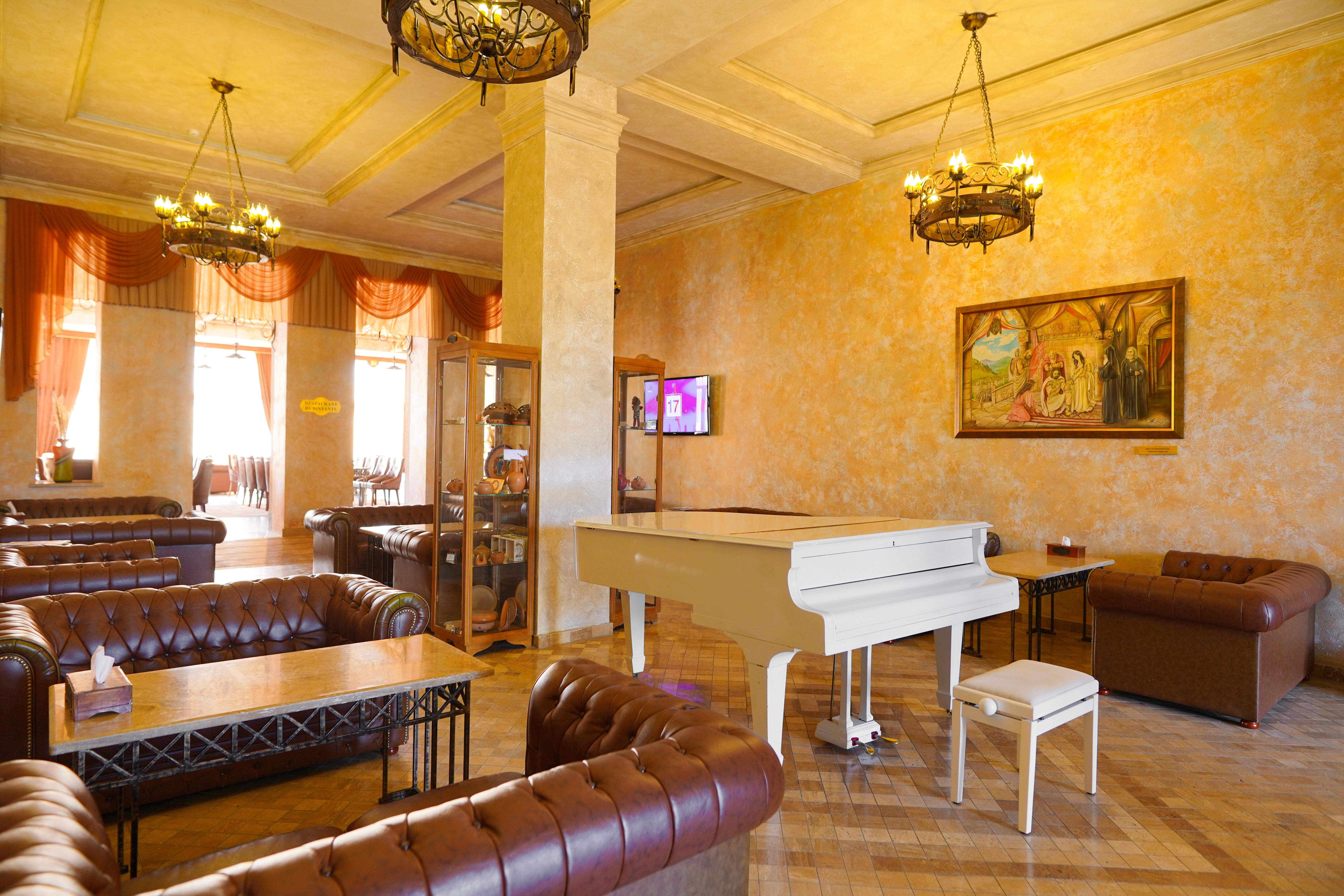 Caucasus Hotel Kasagh Exterior foto The interior of the hotel