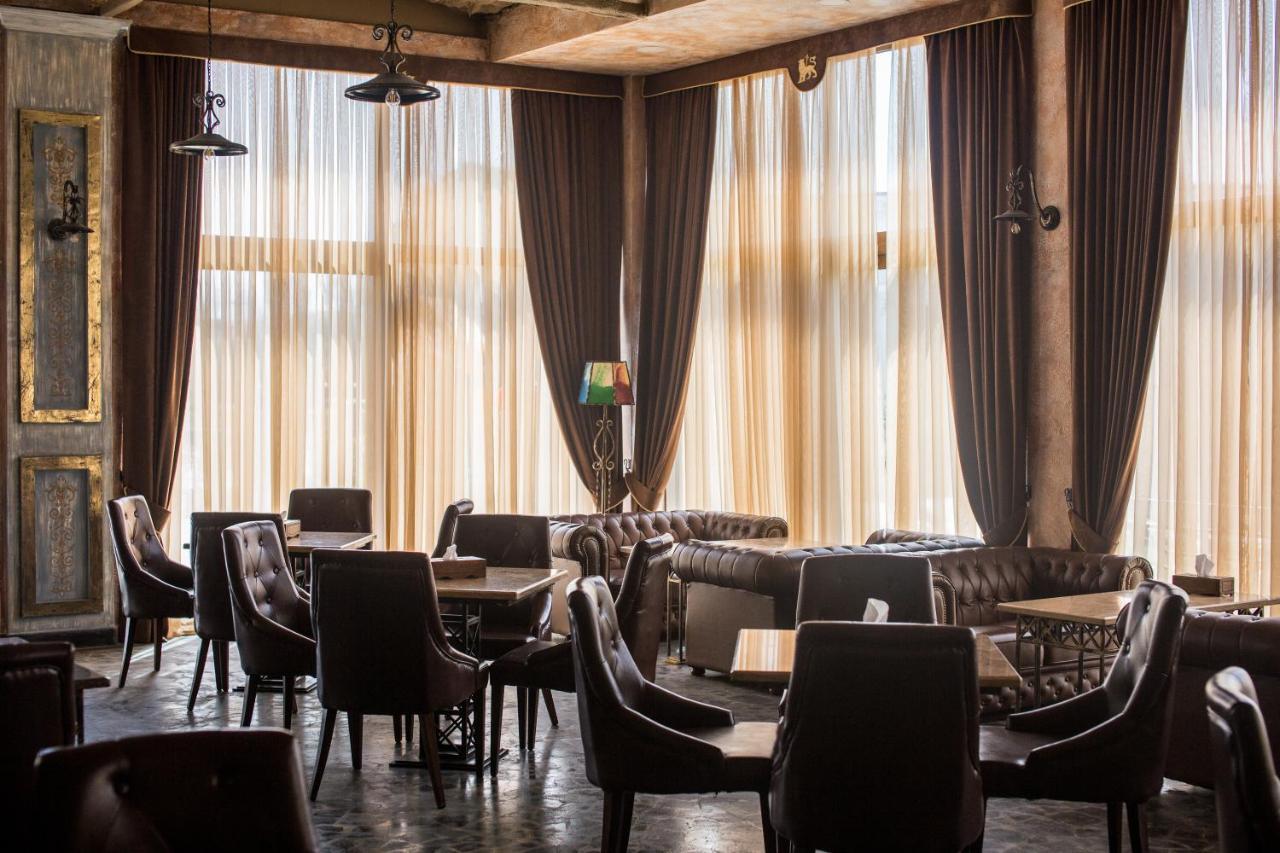 Caucasus Hotel Kasagh Exterior foto Restaurant in Yerevan